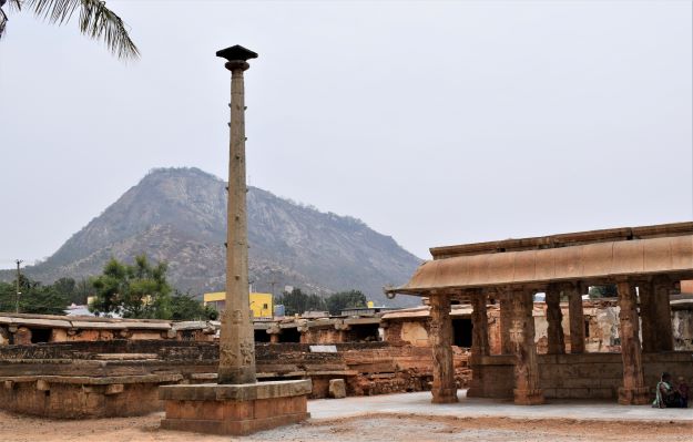 Bhoganandishwara Temple