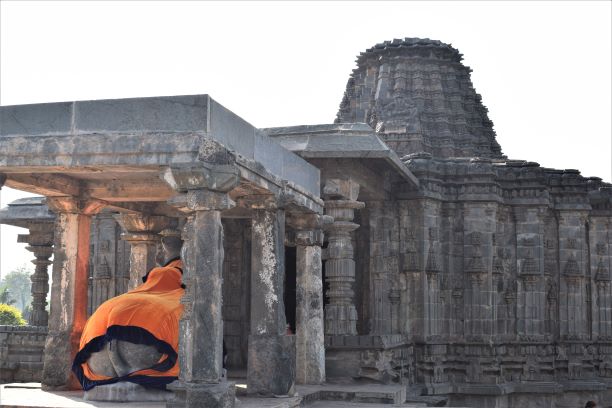 Dambal - Doddabasappa Temple