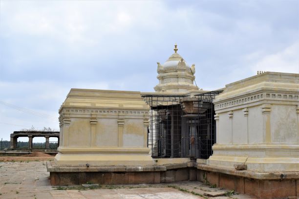Aralaguppe - Kalleshvara Temple 