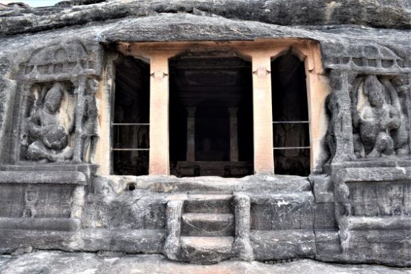 Aihole – Ravanaphadi Cave