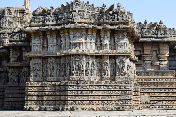 Hosaholalu Lakshminarayana Temple
