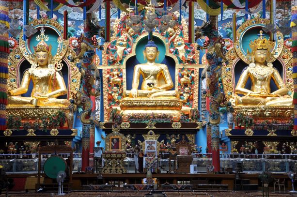 Bylakuppe - Namdroling Monastery