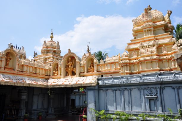 Ainavilli Siddhi Vinayaka temple