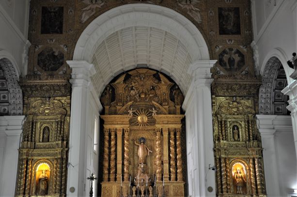 Goa - Basilica of Bom Jesus