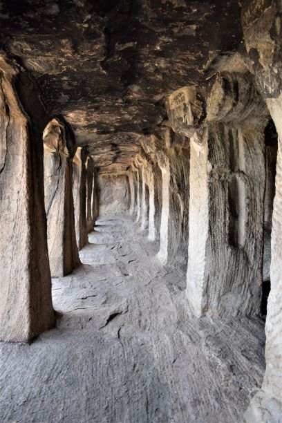 Pandavar Malai Jain Cave