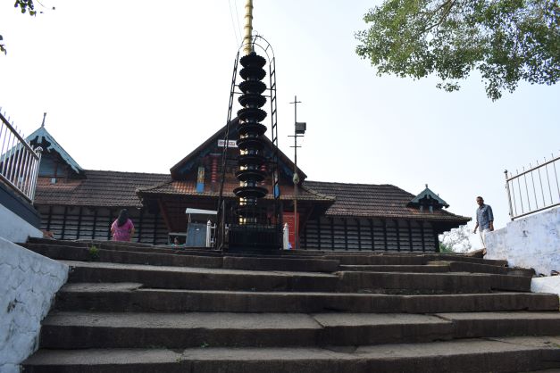 Angadippuram - Thirumandhamkunnu Bhagavathi Temple