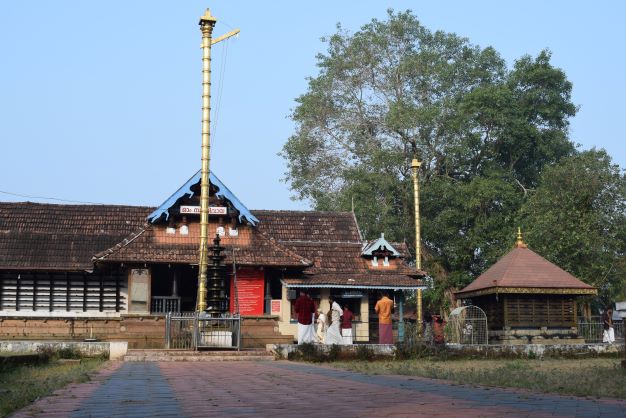 Angadippuram - Thirumandhamkunnu Bhagavathi Temple