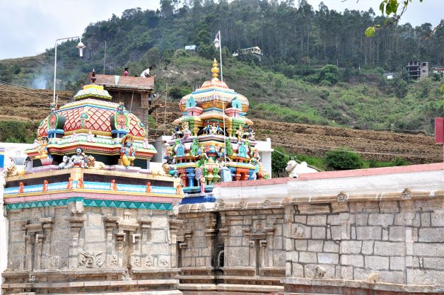 Poombarai - Kuzhanthai Velappar (Muruga) Temple