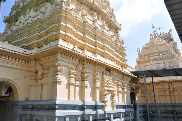 Ryali - Jagan Mohini Kesava Temple