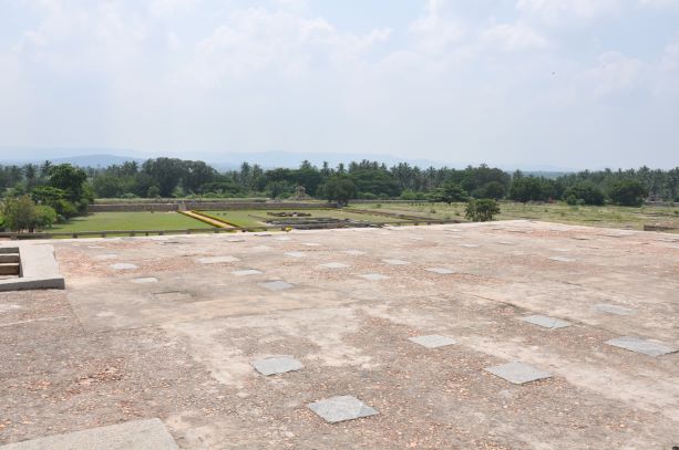 Hampi - Mahanavami Dibba
