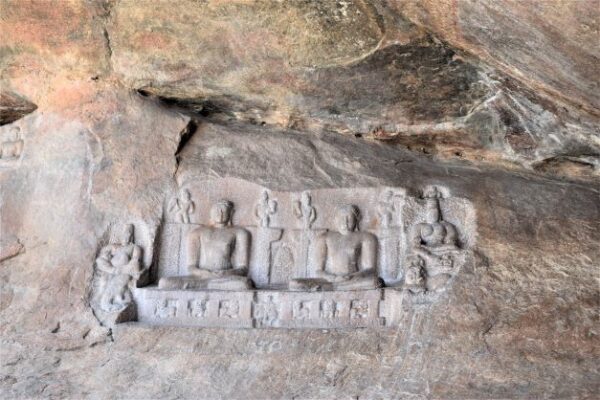 Vallimalai – Jain Cave