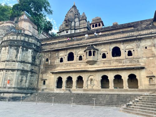 Maheshwar Fort
