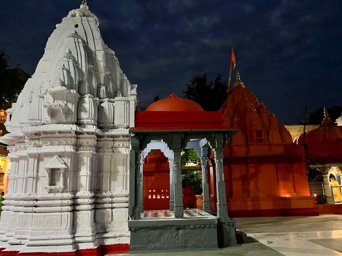 Maheshwar - Shri Raja Rajeshwar Mandir