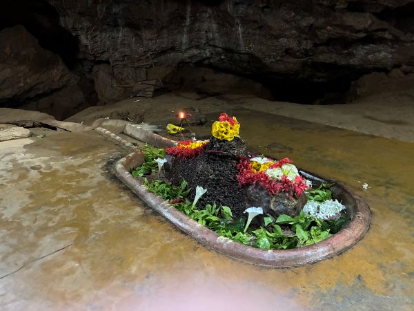 Jambuvan Cave - Porbandar