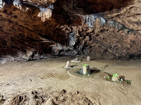 Jambuvan Cave - Porbandar