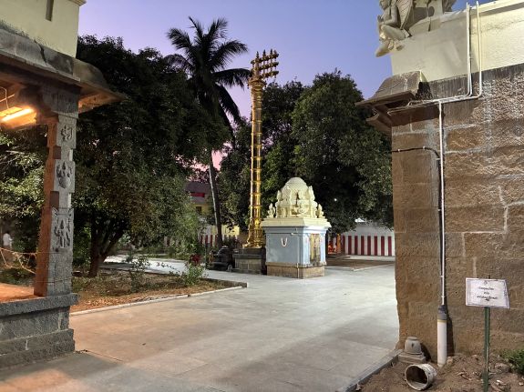 Kanchipuram - Vilakkoli Perumal Temple