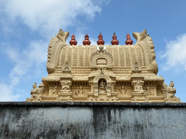 Kanchipuram - Sonna Vannam Seitha Perumal Temple