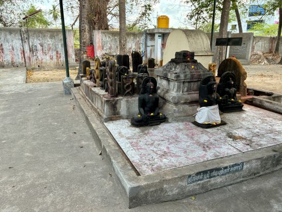 Kanchipuram - Karukkinil Amarnthaval Amman Temple
