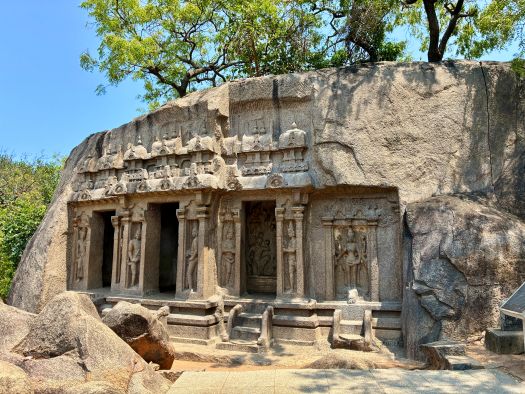 Mamallapuram - Trimurti Cave