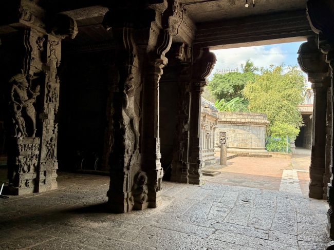Tirukazhukundram - Bhakthavatchaleswarar Temple