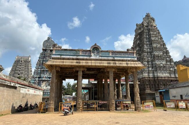 Tirukazhukundram - Bhakthavatchaleswarar Temple