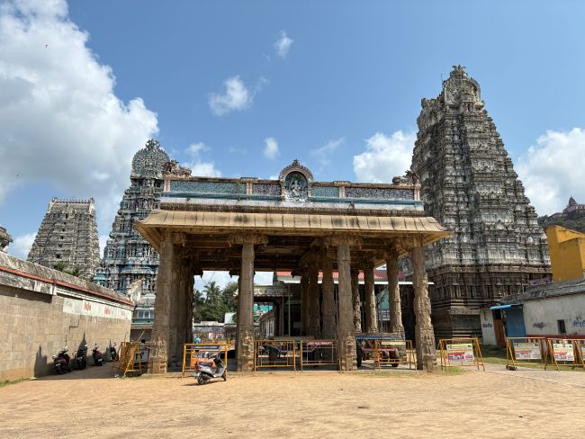 Tirukazhukundram - Bhakthavatchaleswarar Temple