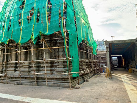 Thirumogoor - Kalamegha Perumal Temple