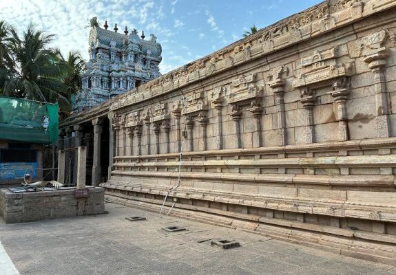 Thirumogoor – Kalamegha Perumal